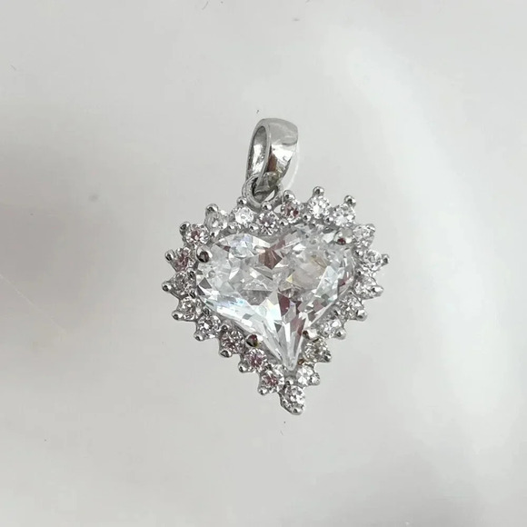 Stauer Signed Vintage Sterling Silver Heart Shaped Cut Center Stone Pendant - Picture 8 of 8